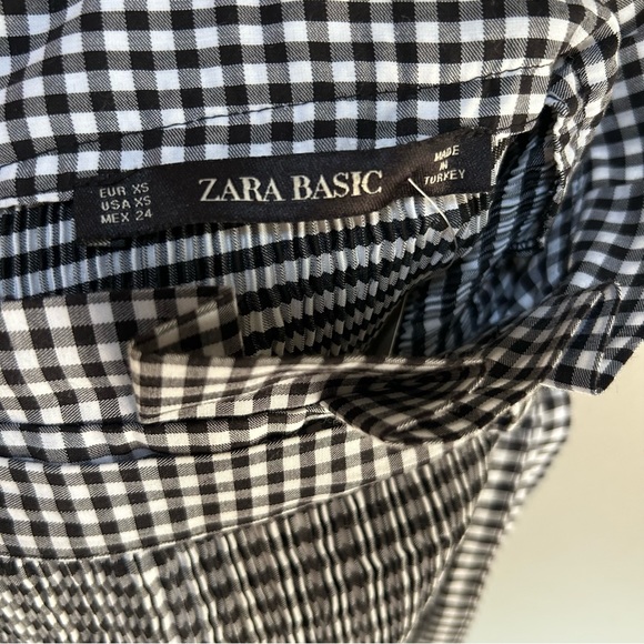 Zara ~new ~Gingham Check Smocked Pleated Skirt in size XS - Picture 3 of 13